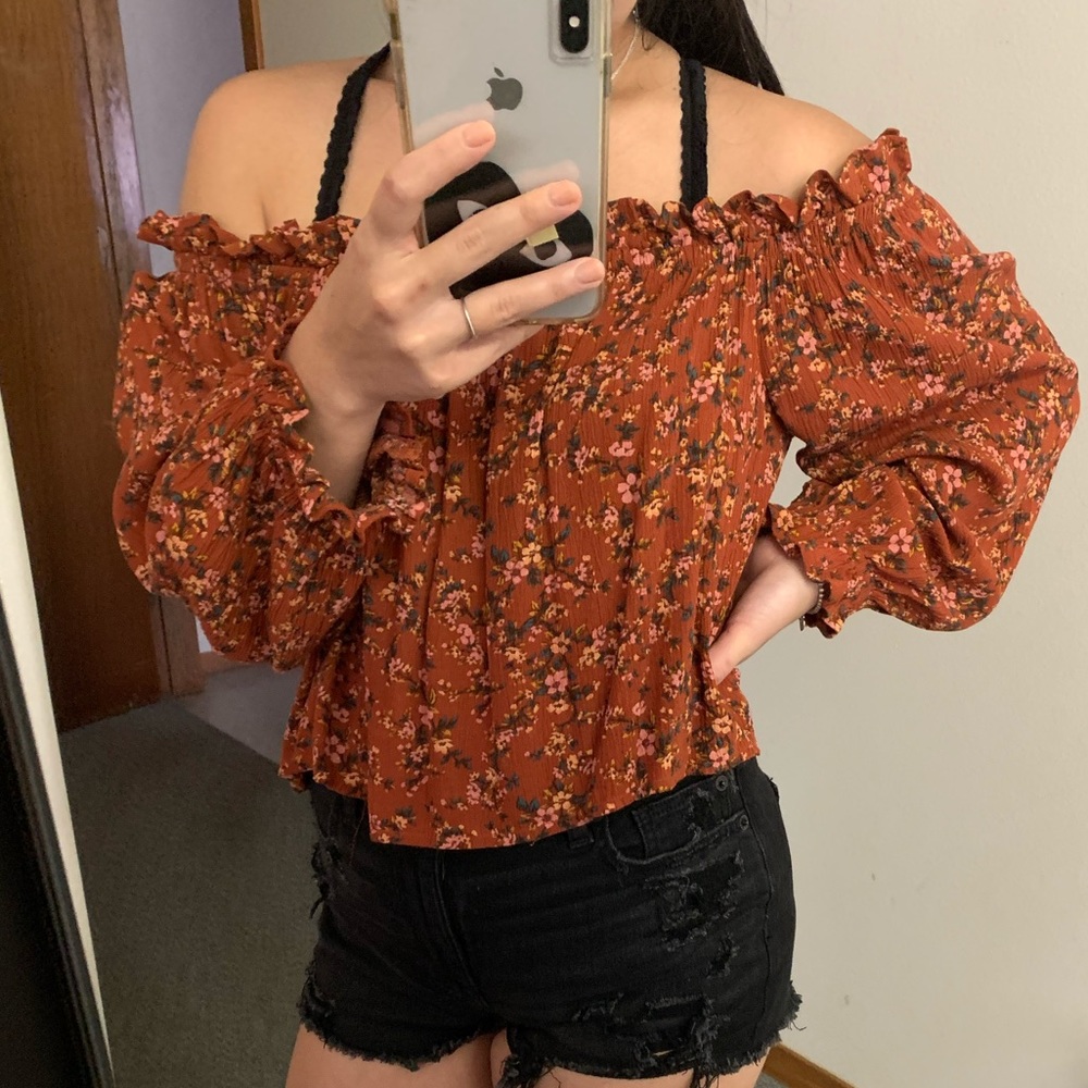 🌊Buy 2 get 1 Free 🌊 American Eagle off the shoulder top